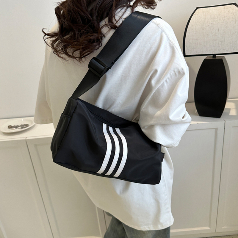 Black - Base